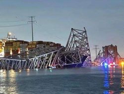 Heboh! Jembatan Baltimore AS Ambruk Usai Ditabrak Kapal