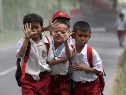 Belum Meratanya Pendidikan di Indonesia, Tantangan dan Upaya Pemerintah